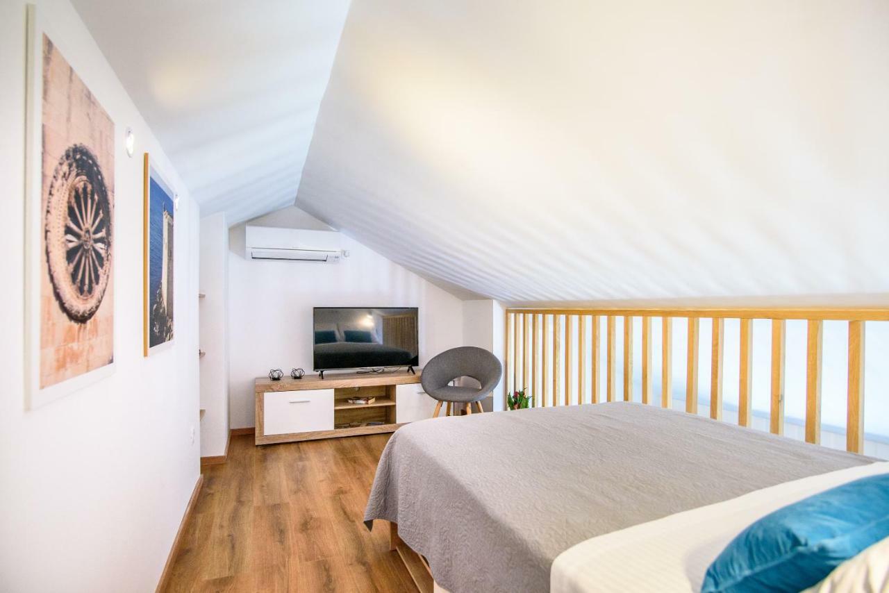 California Apartments 3 ดูบรอฟนิก ภายนอก รูปภาพ