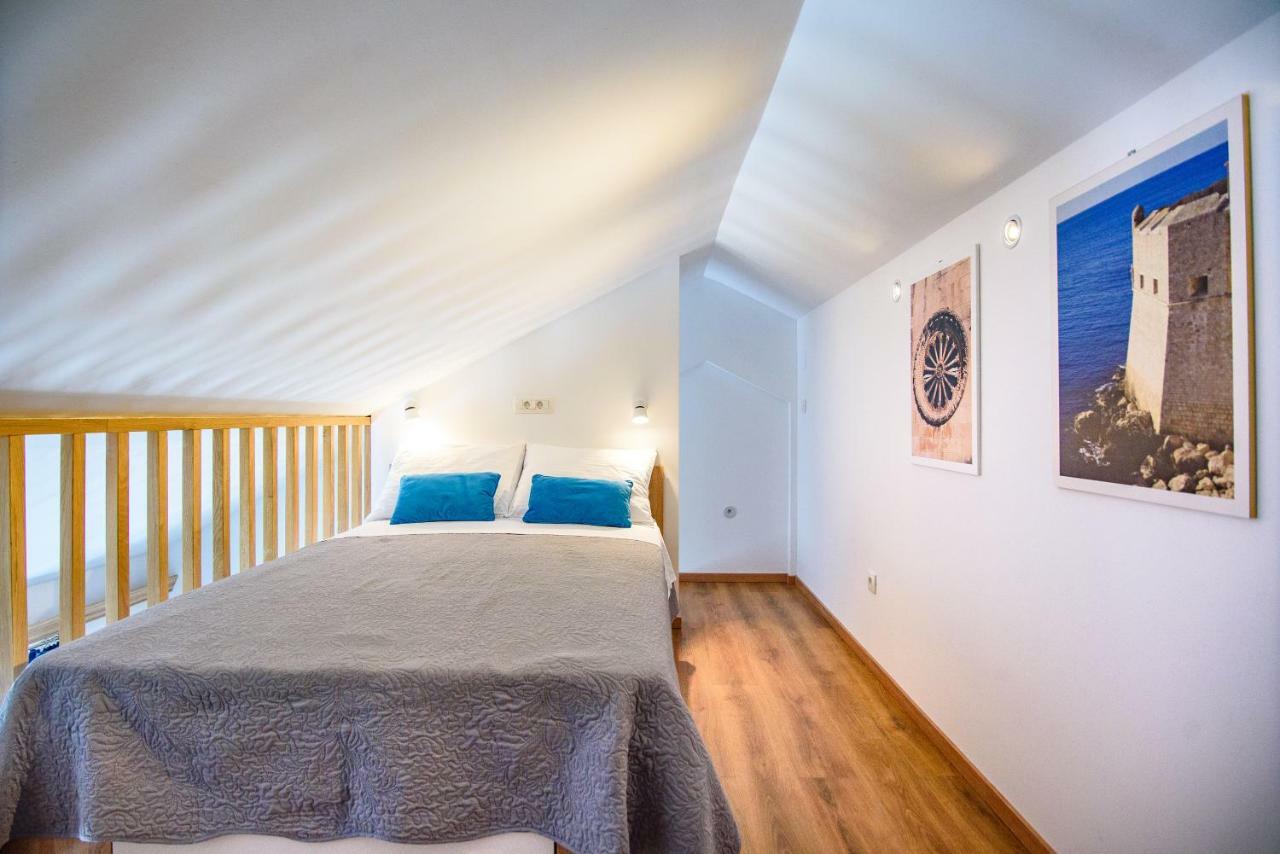 California Apartments 3 ดูบรอฟนิก ภายนอก รูปภาพ