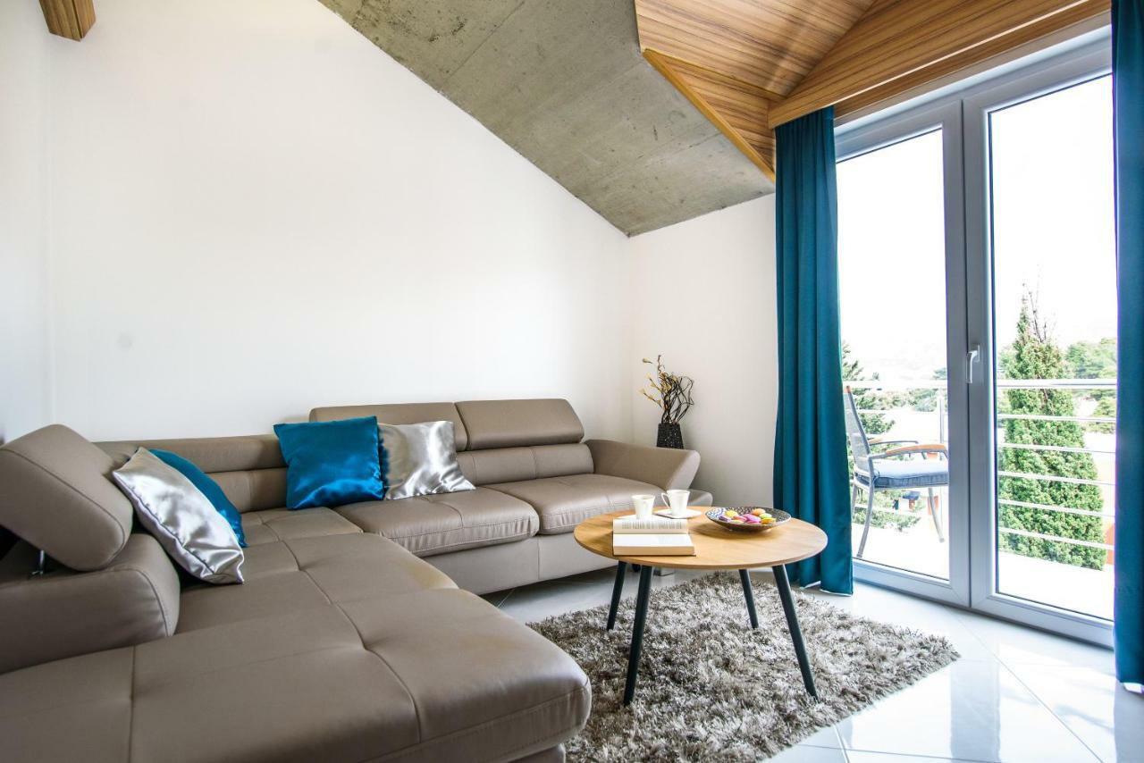 California Apartments 3 ดูบรอฟนิก ภายนอก รูปภาพ