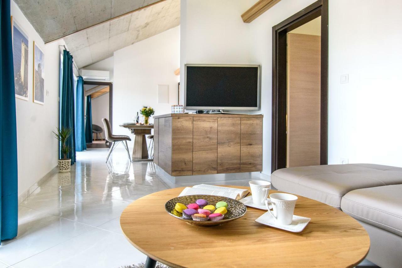 California Apartments 3 ดูบรอฟนิก ภายนอก รูปภาพ