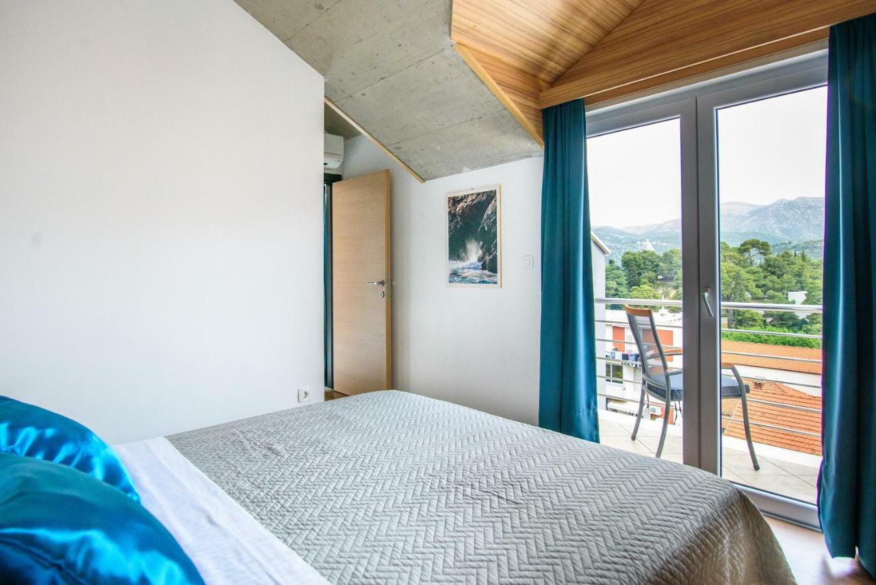 California Apartments 3 ดูบรอฟนิก ภายนอก รูปภาพ