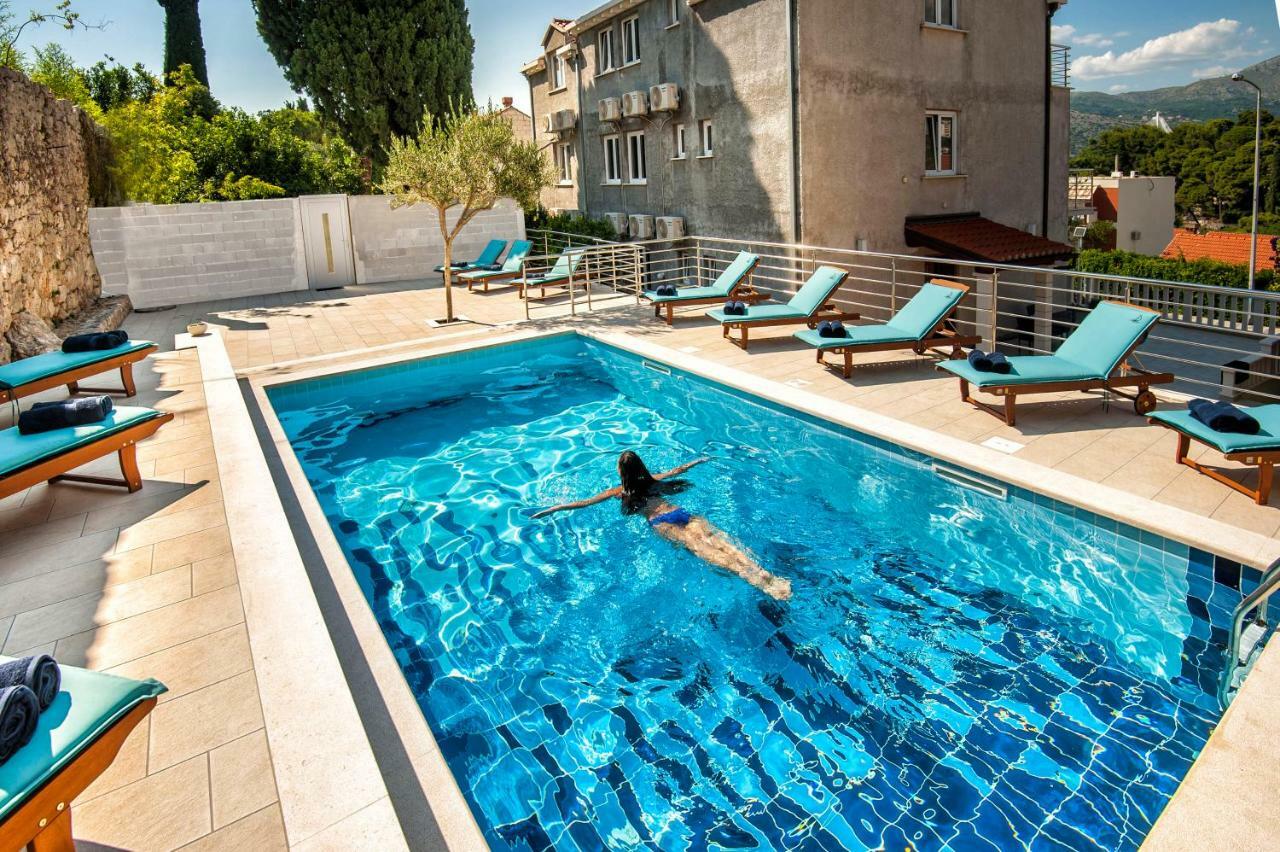 California Apartments 3 ดูบรอฟนิก ภายนอก รูปภาพ